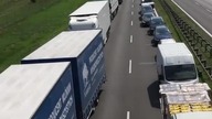 Tak powinno się tworzyć korytarz ratunkowy na autostradach