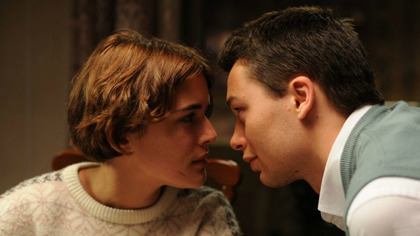 W tr&oacute;jkącie (2009) Lektor PL