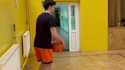 Dotknął JAJKA? #shorts