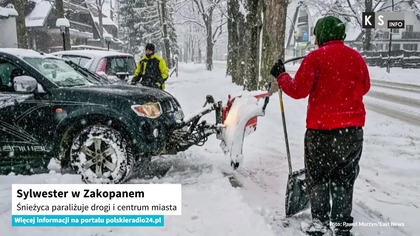 Sylwester w Zakopanem.  Śnieżyca paraliżuje drogi i centrum miasta [KS Info]