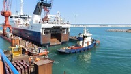 Windą do nieba. Transport ludzi na doku. Stocznia Orskov Yard w Danii