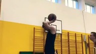 Under Both Legs Dunk over someone /wsad pod dwoma nogami @bartekszwed