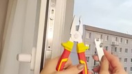 Zimny wiatr nie wieje przez okna.  Wystarczy przekręcić jedną śrubkę