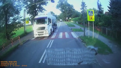 kto poluje? facet czy kobieta :)