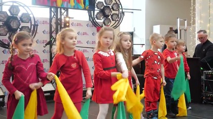 Smerfy z Przedszkola Miejskiego nr 18 wystąpiły na Finale WOŚP w Jaworznie