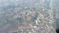 Awaryjne lądowanie na boisku piłkarskim