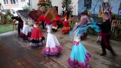 Zespół folklorystyczny Pokolenia z Biłgoraja na dożynkach w Markuszowie