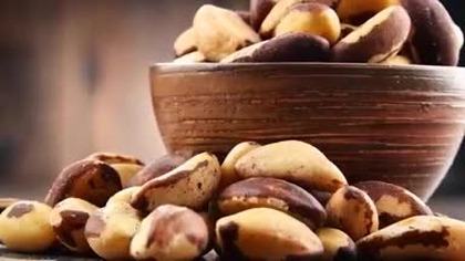 Uwaga na orzechy brazylijskie! Dlaczego limit 1 sztuki dziennie to konieczność ¿ mp4 458x288