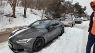 Reakcja Łukasza na moją nową Tesle! ALE BYŁ W SZOKU #tesla #danielgrzyb #elektromobilność
