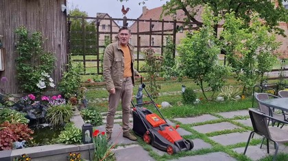Skosiłem trawę i posiałem śmierduchy * W Garden kuRaż