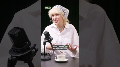 Helena Englert Będąc w szkole miałam parasol ochronny #shorts