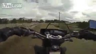 Motocyklem przez wodę