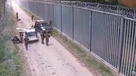 Nielegalni migranci atakują Polskich żołnierzy na wschodniej granicy