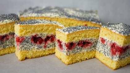 Biszkopt z kremem makowym  przepis prosty i sprawdzony