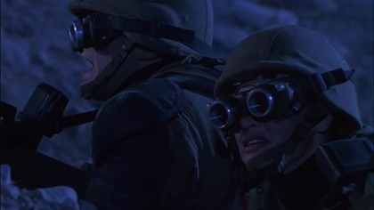 Gwiezdna eskadra - Space- Above and Beyond (16)