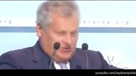 kwaśniewski śpiewa hymn rosji w kijowie