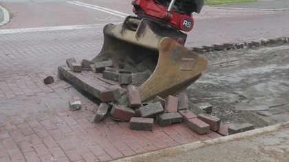 Demontaż kostki na ulicy Jaworznickiej