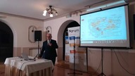 Polacy, posiadamy wszelkie możliwości, w oparciu o własne zasoby na dochody i Złotego r&oacute;wnego