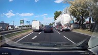 Agresywny kierowca na drodze