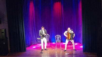 Milion Białych Róż - Koncert Akordeonowy z Okazji Dnia Kobiet 08. 03. 2026 Różan