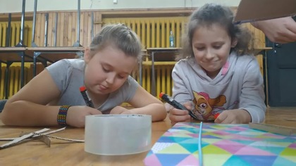 Warsztaty pt.  Teatr w pudle w domu kultury w Markuszowie