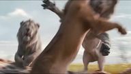 Mufasa: Król Lew (2024) 4K - Białe lwy atakują Eshe i Mufase