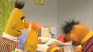 Ulica Sezamkowa - Bert i Ernie Sporty wodne (Wersja Angielska)
