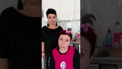 Jeśli podoba Ci się moja praca, wesprzyj proszę m&oacute;j kanał na YT subskrybując go, aby oglądać więcej film&oacute;w: @gosia_pik
#dzieci #śmieszne #rodzicielstwo #momlife #rozmowyzdzieckiem #polskashorts #bekazdzieci #humorzżycia #parentinghumor #przedszkole #parodia #sznur&oacute;wki #krasnoludek