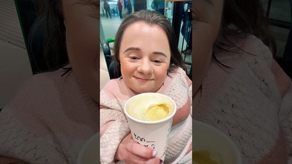 Test Pistachio Flavour Velvet Oat Latte ze Starbucksa  | #shorts | Magdalena Augustynowicz