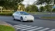 Przywoływanie samochodu za pomocą telefonu