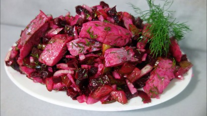 Sałatka śledziowa z buraczkami.  Rewelacyjna sałatka ze śledziem i burakiem