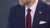 Czy dyplomacja na trawniku przystoi ministrowi? Sprawdźcie tę ostrą ocenę.
