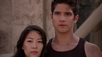 Teen Wolf S04E12 Dym i lustra