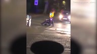 Bandyci atakują londyńskich policjantów
