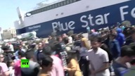Grecja: Imigrant grozi, że rzuci dzieckiem w policjantów