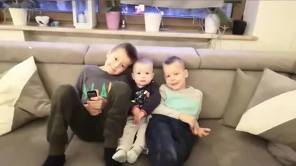 Andrzej i Antoni kochane dzieci jak również Aleksander aradiusz