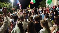 34 Festiwal Młodych w Medjugorie dzień 1 przed kościołem św.  Jakuba 2