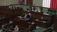 Janusz Korwin Mikke do ministra: GRATULUJĘ, wszyscy wyją z oburzenia na to co Pan robi!