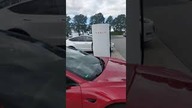 Niemcy.  Tankowanie elektryka