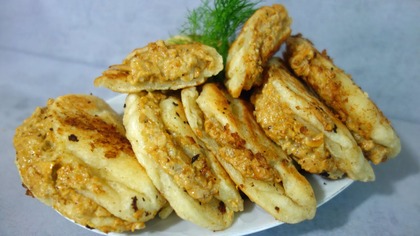 Placuszki drożdżowe z kurkami