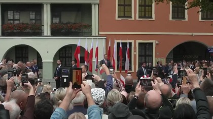 Z OSTATNIEJ CHWILI! NAWROCKI WYZYWA TUSKA NA POJEDYNEK PRZED CAŁYM NARODEM!