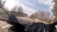 Yamaha R1 vs  Mercedes SL63 AMG