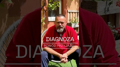 Pan Maciej opowiada o swoim doświadczeniu w Akademii Medycyny Regeneracyjnej,  ZAPRASZAMY DO OBEJRZENIA CALEGO FILMU -  https://www.youtube.com/watch?v30JeBGOnZlA&featureyoutu.be gdzie stara się uzdrowić z raka nerki. Po tygodniu zauważa poprawę zdrowia, w tym normalizację ciśnienia i poprawę wzroku. Podkreśla znaczenie holistycznych, naturalnych metod detoksykacji i wsparcia organizmu w procesie samouzdrawiania.

 Serdecznie zapraszamy do Akademii Medycyny Regeneracyjnej:
 do nas na kurację:  https://medycynaludowa.com/    
+48 66 11 22 876
 do naszego sklepu:  https://shop.medycynaludowa.com/
 do obejrzenia naszych filmów: www.youtube.com/AliaksandrHaretski                    

** OŚWIADCZENIE **
Wszystkie materiały prezentowane w tym filmie i na kanale mają charakter wyłącznie informacyjny i edukacyjny oraz odzwierciedlają osobiste opinie autora i gości. Nie stanowią one instrukcji działania ani substytutu konsultacji z lekarzem.