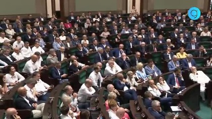 SKANDALICZNE SCENY W SEJMIE! [NA ŻYWO] Awantura o REFERENDUM PiS