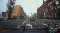 Kolejny Który Mózg Zostawił W Domu Na Wieszaku