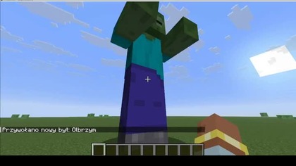 Yes, the golem can attack it even though it has no AI #minecraft #game #gaming #Gigant #Short