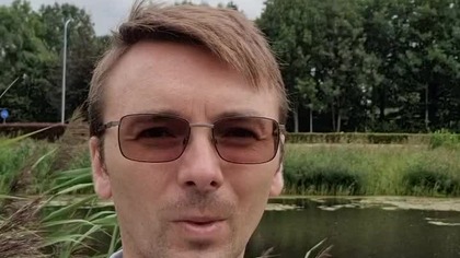 Atrakcyjne kładki nad drogami dla rowerów i pieszych w Holandii.