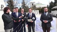 BOSAK PO SEJMEM Z WKURZONYMI ROLNIKAMI UJAWNIA BULWERSUJĄCE PLANY!