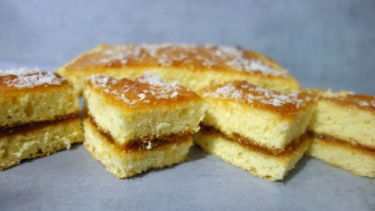 Ciasto Poranek.  Przepis na szybkie ciasto na niedzielę do kawy.  Łatwe, pyszne, proste i tanie ciasto