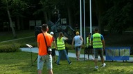 Hejter próbuje zakłócić spotkanie w bardzo kreatywny sposób, jednak...  Zobacz to! | Dotyk Nieba